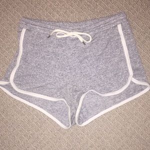 Wilfred Aritzia shorts